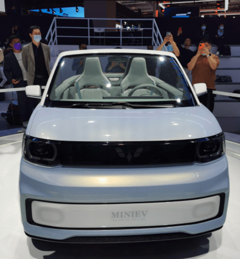 五菱小神车再出新款minievcabrio拉风小敞篷