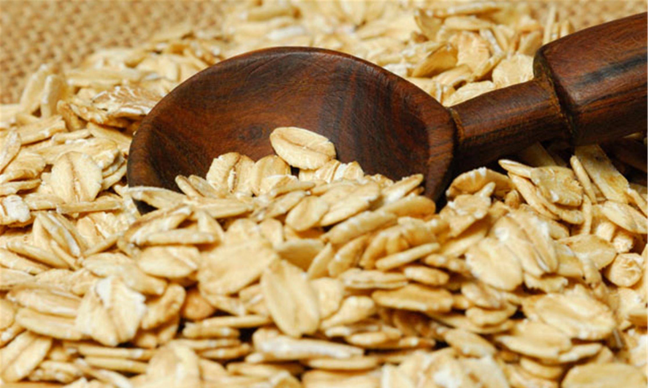 哪些食物属于高纤维素 832f63e834174db1ad480e5ffcd1d4db.jpeg