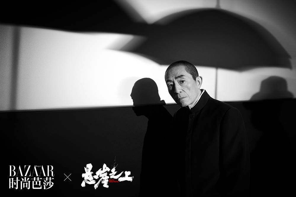 张艺谋悬崖之上黑白特工大片全网热度激增持续领跑五一档