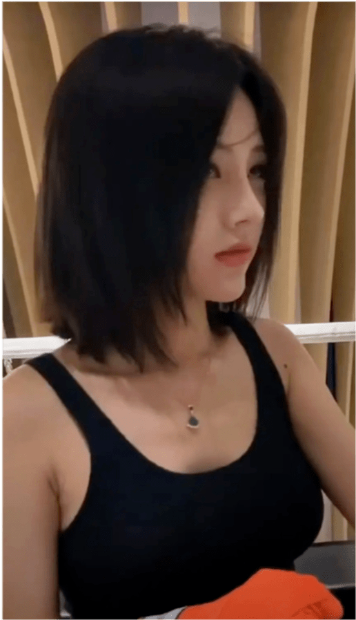 不过,耿直的小霸宠也不避讳自己的颜值问题,4月27