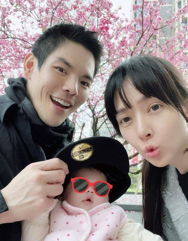 郭碧婷首次公开谈起女儿，对穿亲子装有要求，透露向佐是严父