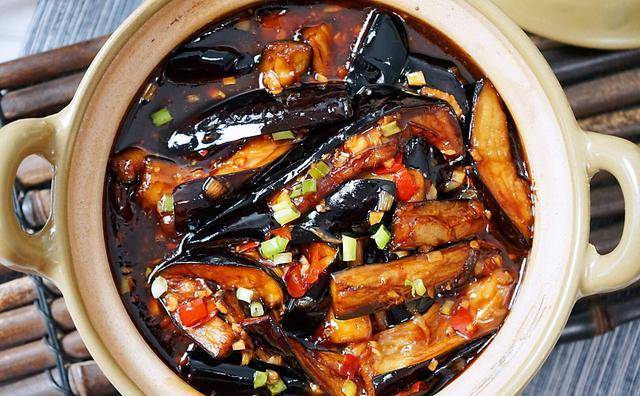 茄子煮什么汤好吃 f832c1f1cae6462bb88f4cdbc74dea01.jpeg