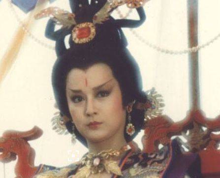 武则天被天文学家称为"龙睛凤颈",不仅好奇,她究竟有多美_袁天罡