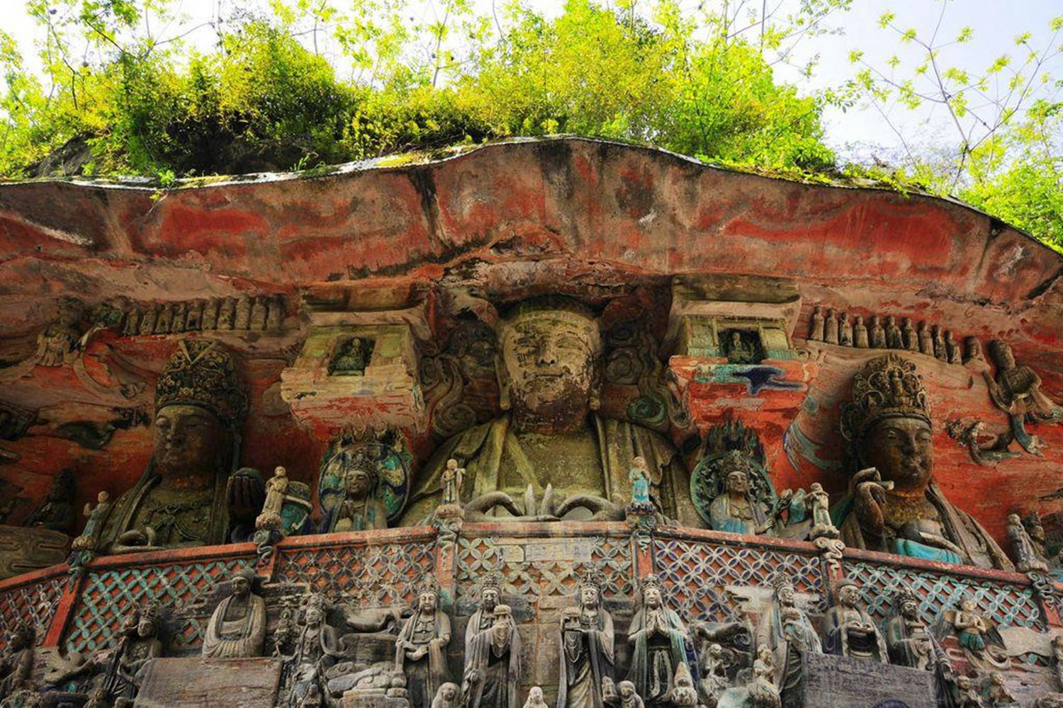 素有石刻故里之称的大足属于四川还是重庆有三大景点出名