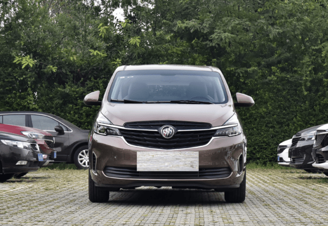 2021款别克gl8来了新增头等舱座椅2329万迷倒一片