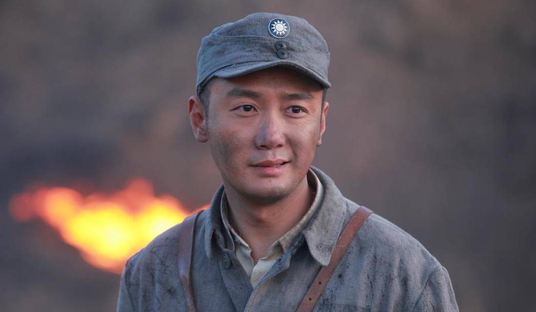 曾是央视著名帅气主持,被迫离职,甚至给孙俪做配角,可就是不红_巩峥