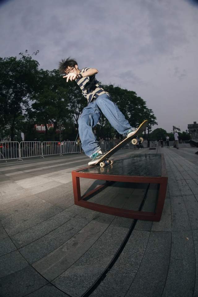 滑板之王挑战赛最终决赛躁点来袭!_陈高亮