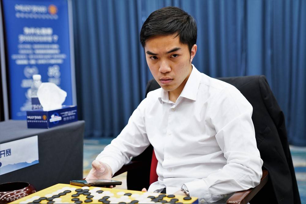 梦百合杯八年轮回再获冠:芈昱廷:有了继续下棋的信念_谢科