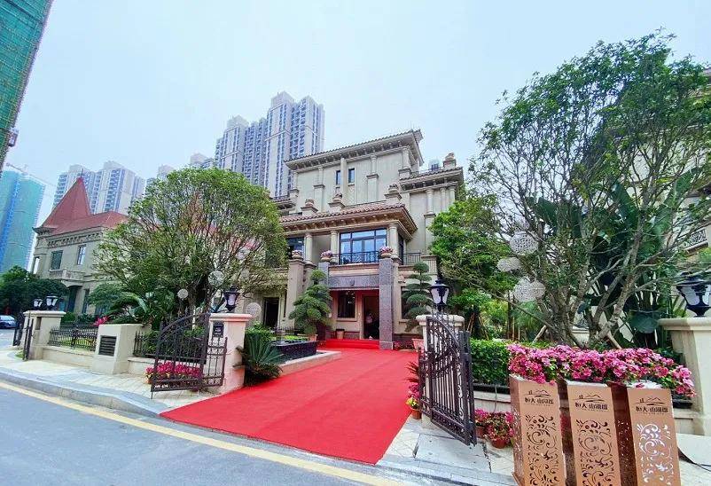 恒大山湖郡双拼别墅总价180万起,买到就是赚到 恒大山湖郡双拼别墅总价180万起,买到就是赚到