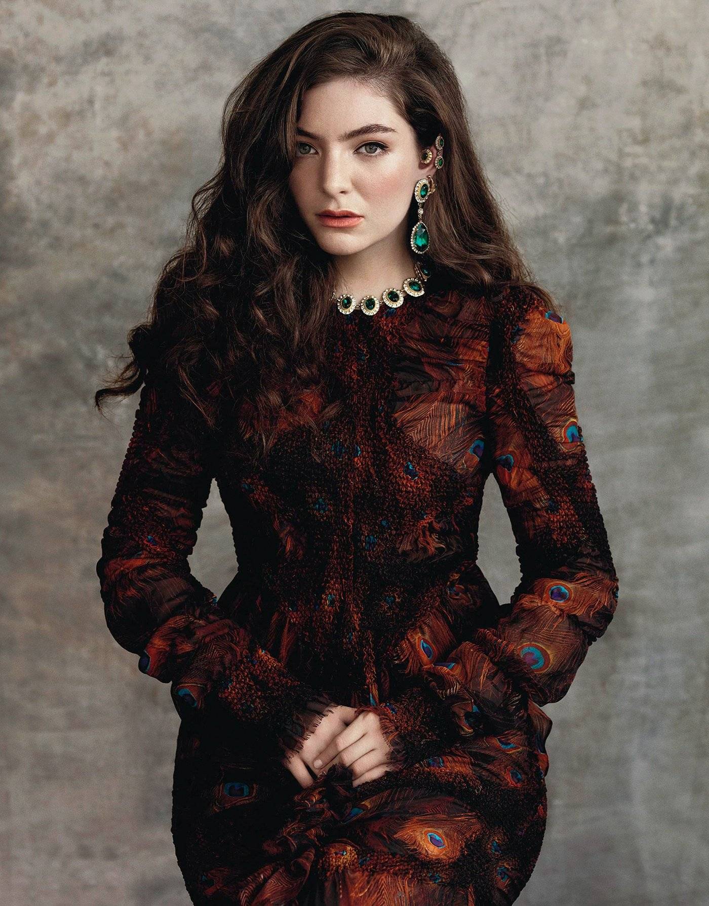 今日欧美圈:盆栽a妹合作单登顶b榜,lorde新专辑已完成?_rapstar