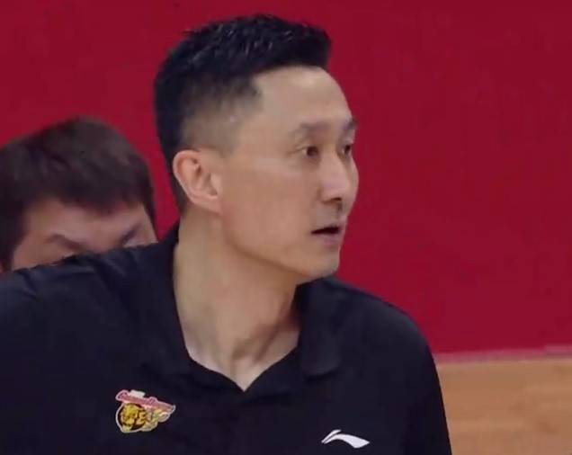 辽宁队手握王炸偏偏拆开出输掉比赛难道不是出牌者的责任吗