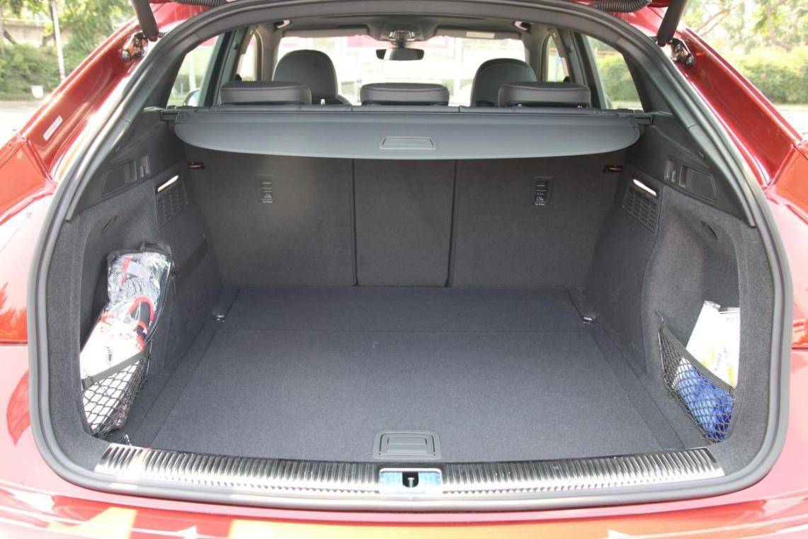 豪华中型suv新选择奥迪q5lsportback实测油耗68l100km