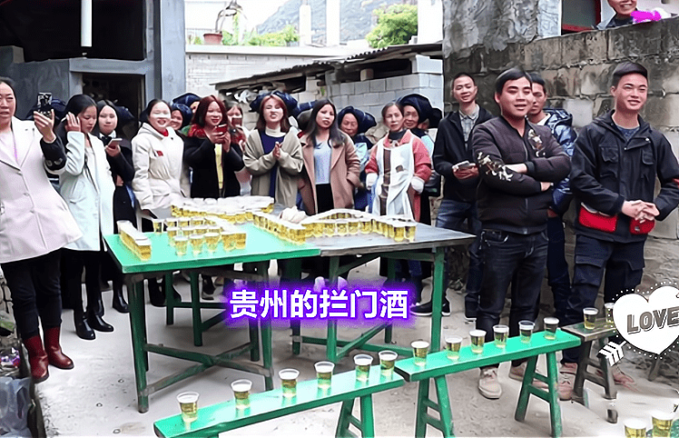 想娶广西的女孩不容易娘家人自制拦门酒新郎比开盲盒还刺激