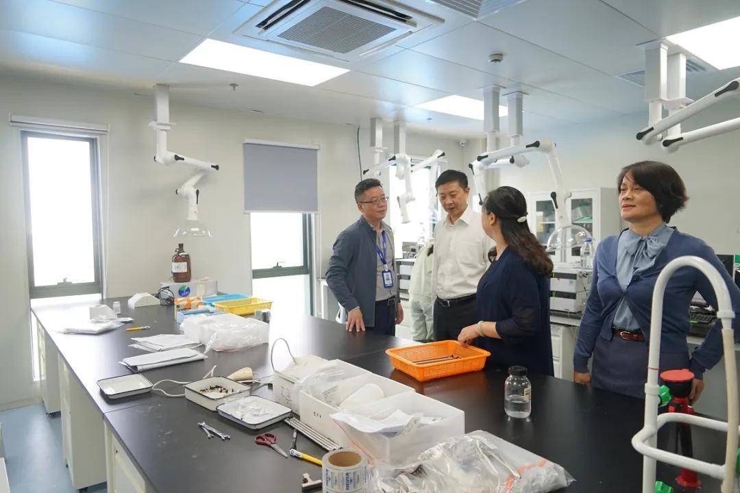 松江区市场监督管理局党组书记局长陆峰一行莅临安谱开展企业大体检