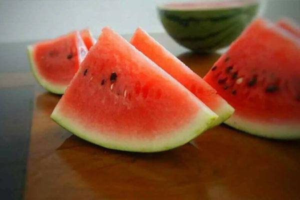 怎么种西瓜才快 d3da24cec5744011a13cb5afcaec4405.jpeg