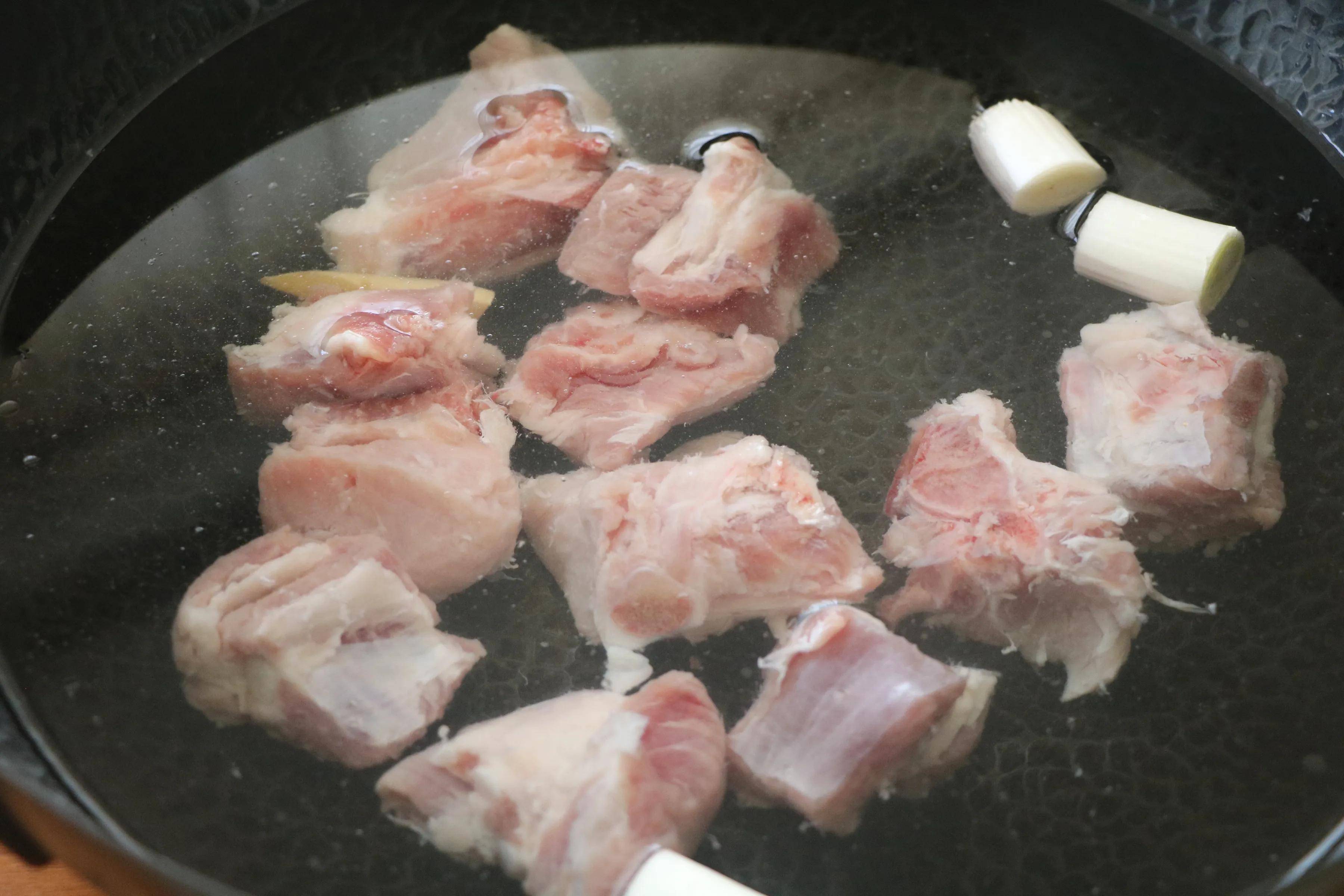 原创
夏天太爱喝这碗汤了,清淡爽口不油腻,还能清热下火,一定要多喝