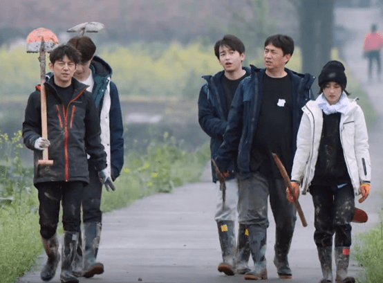 《向往的生活5》把《青你3》的遮羞布重新蒙上