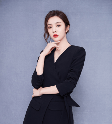 王晓晨到底有多撩?学生证件照曝光后,终于明白她为何如此讨喜了