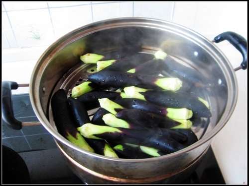 茄子怎样做好吃又简单视频教学 58c75e717c7a4b5d814924959cf058bf.jpeg