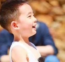 最近比较火的小孩子 66a800cf4be34ed29324ab018cdd8c87.jpeg
