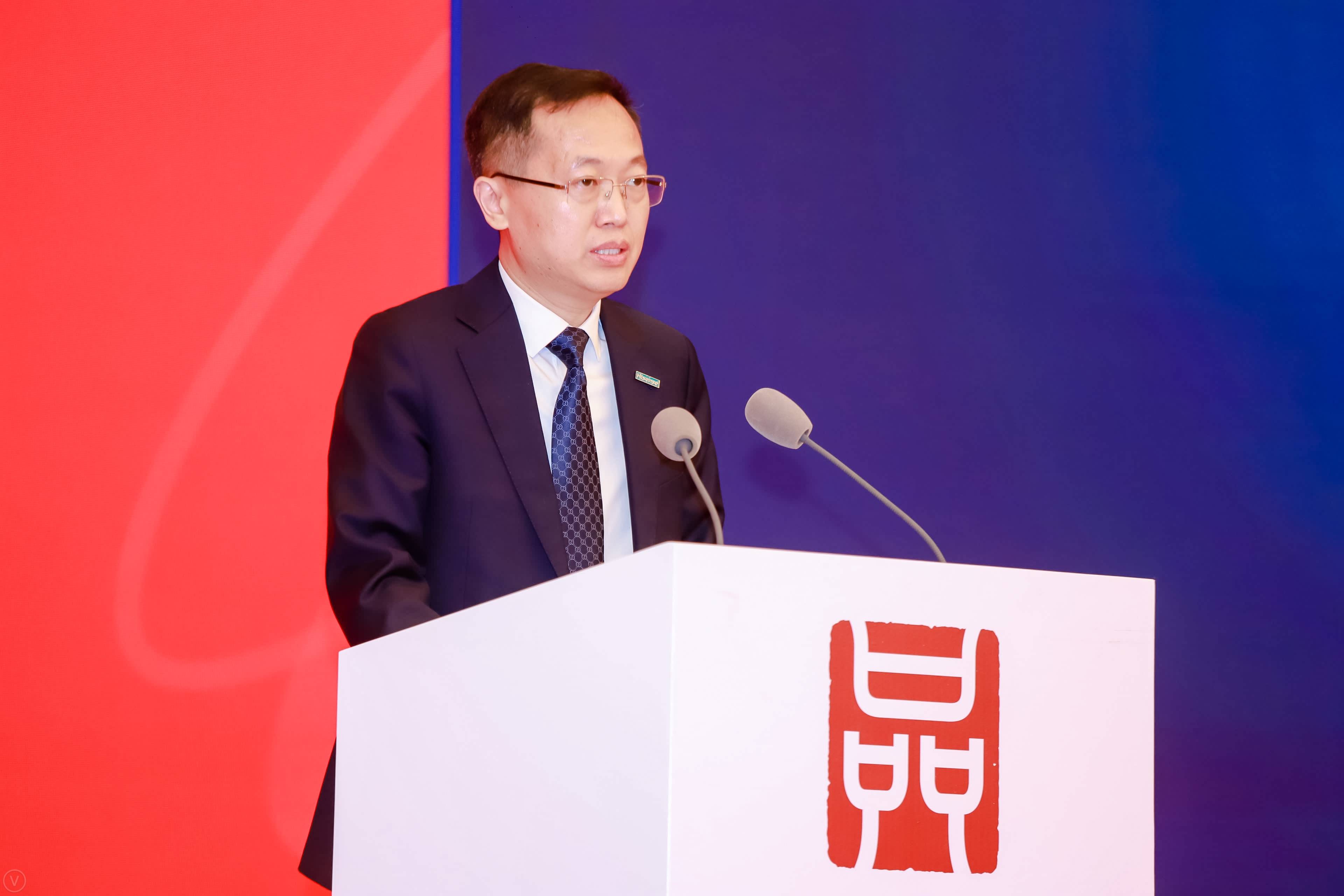 贾少谦走出一条不同的国际化品牌发展之路