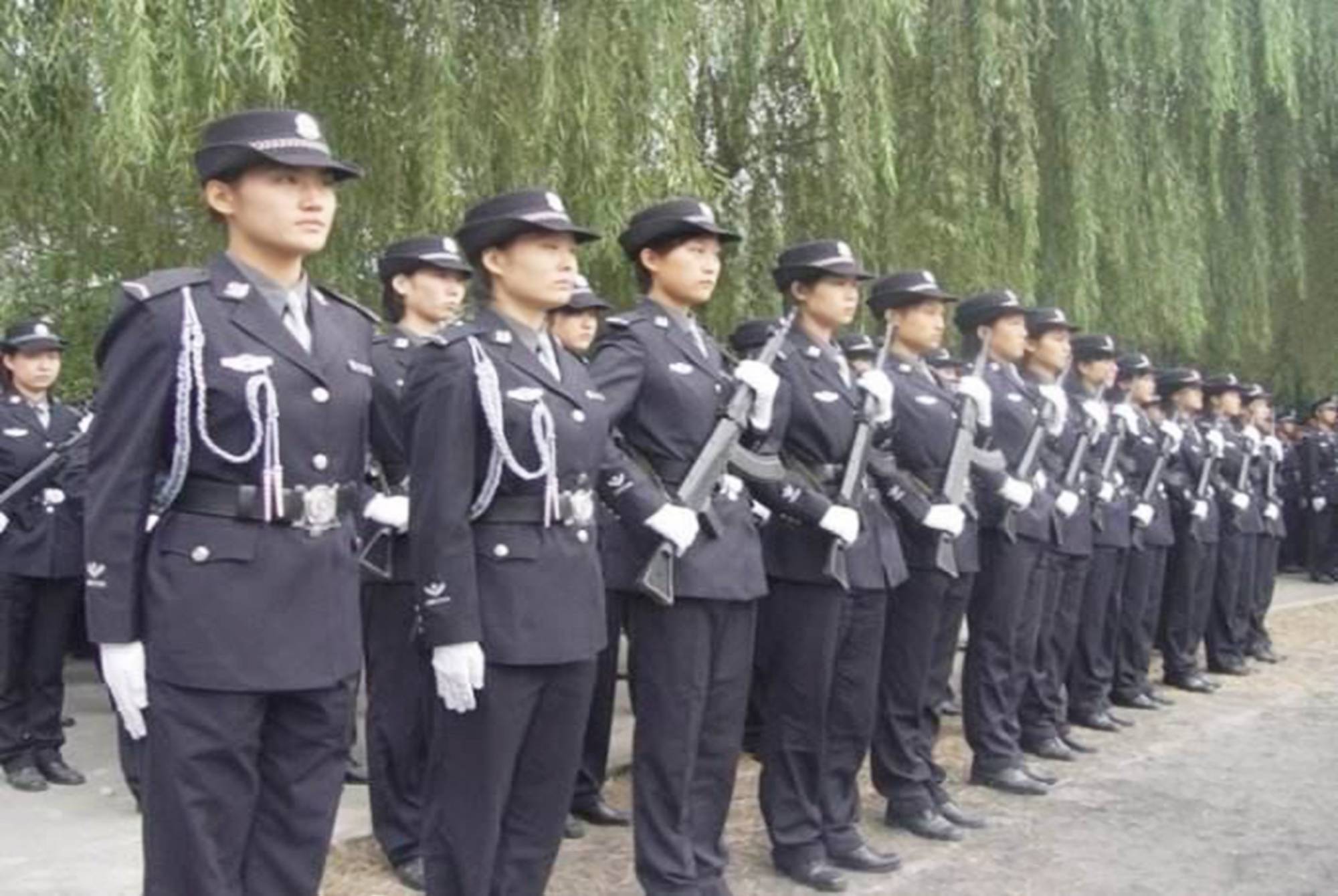 警校有"3档次"之分,考上第一档有铁饭碗,专科毕业生也有机会