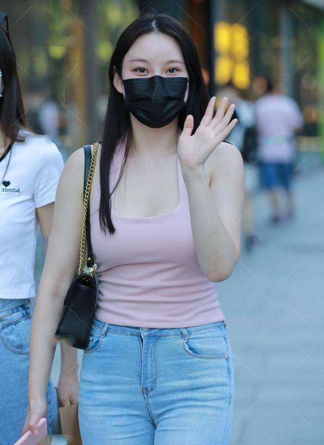 半透瑜伽裤怎么搭_瑜伽裤美女(3)