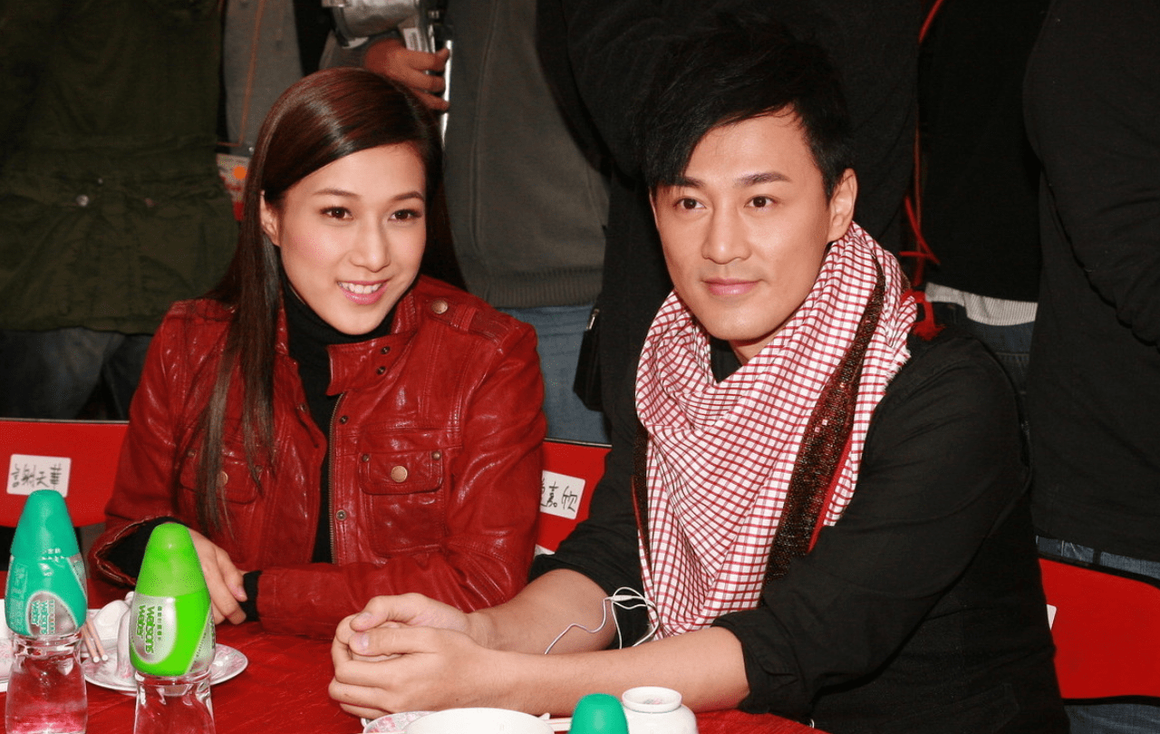 原创林峰罕有聊与前任交往点滴自曝前任控制欲强赞张馨月性格温柔