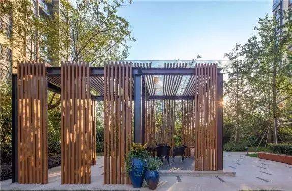 原创剑源共挤木独具风情的现代创意廊亭大开眼界