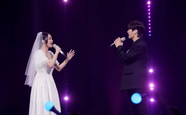 谁是宝藏歌手:曾经是阳光男孩,如今成雅痞大叔,满江让人认不出_郭月