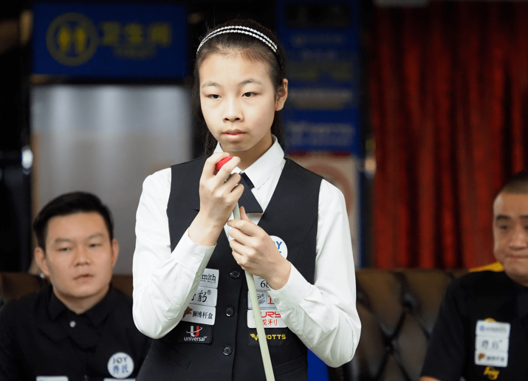 13岁的山东女孩,在大师赛追逐台球冠军梦想_赵馨彤