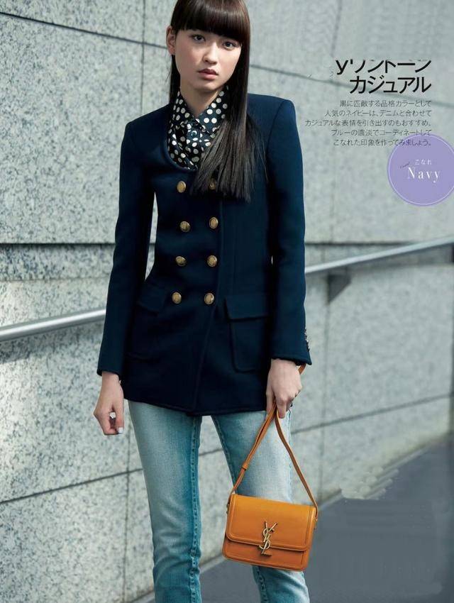 深颜色衣服 c472c569dbe345868c23527b7a3f827d.jpeg