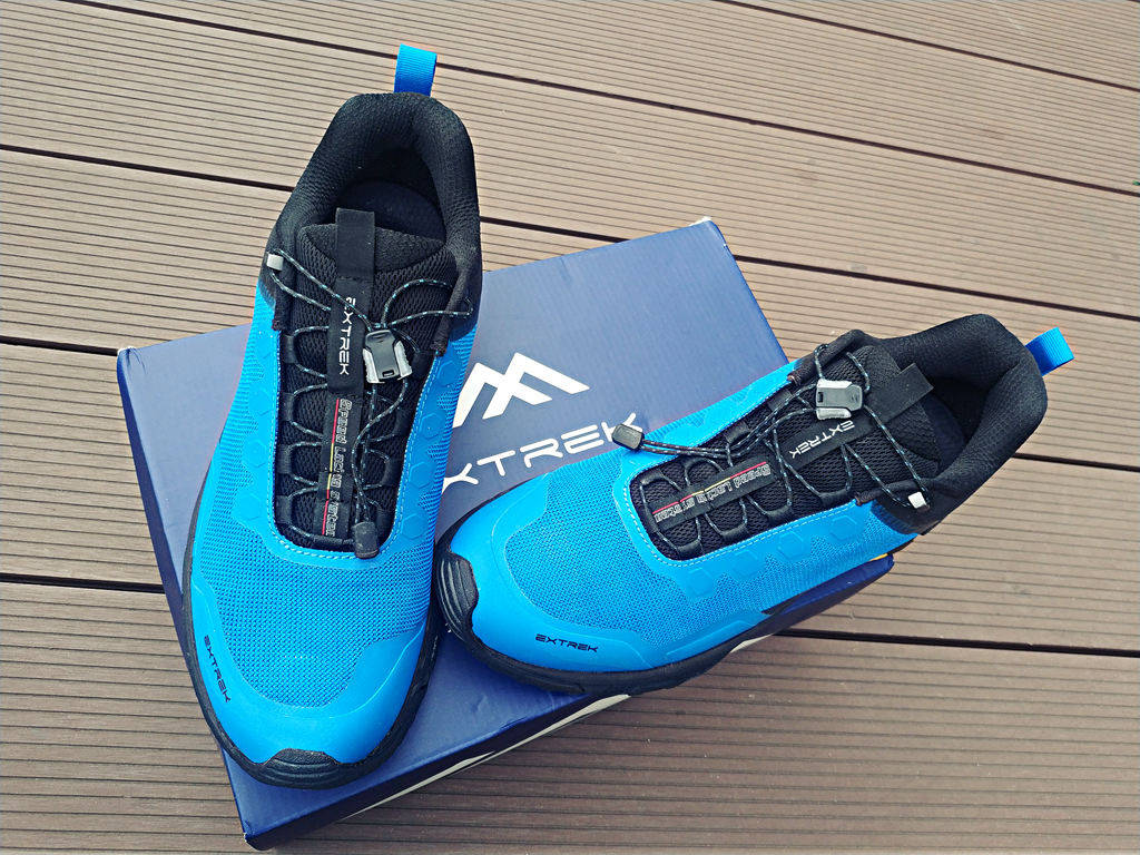 全地形轻松适应天越全防水户外机能鞋体验