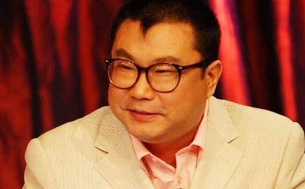 正值国际禁毒日,吸毒2次被抓的尹相杰,开直播重新复出捞金