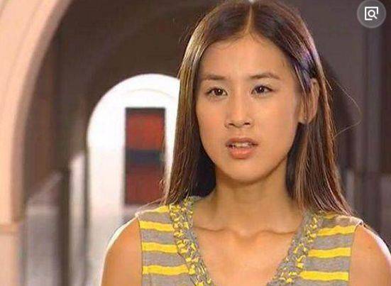 黄圣依曾给她作配角,她因父亲破产后沦为十八线,如今变成这样!_楼世芳