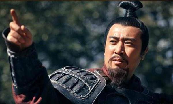 什么备什么严成语_成语故事简笔画