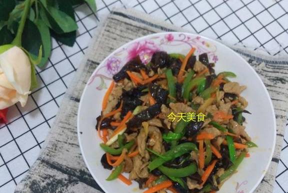 黄豆酱适合炒青椒吗 b5834feaf25e4cde908c550c5349af67.jpeg