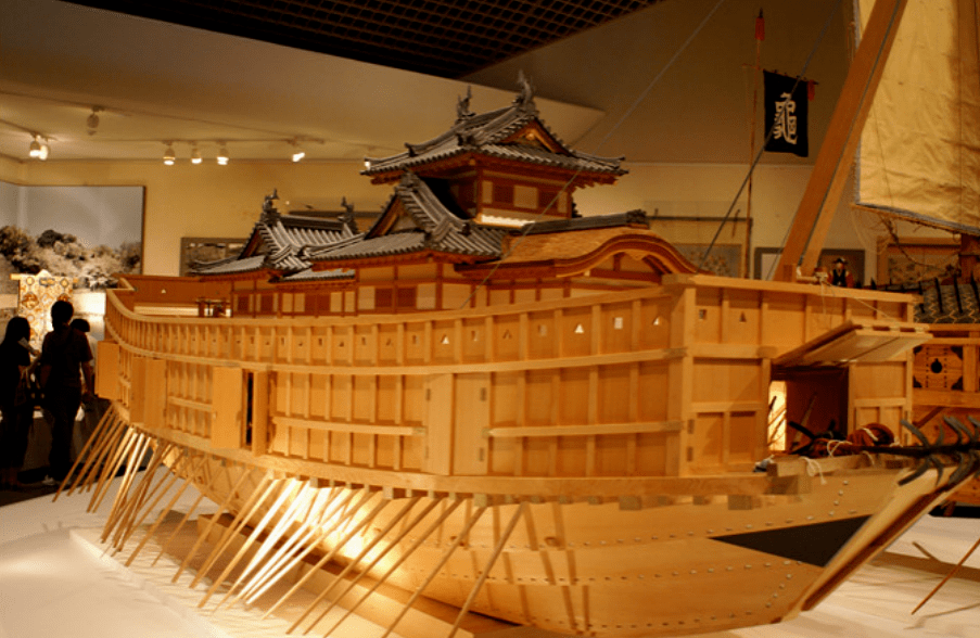 原创丰臣秀吉侵朝主力能装数百武士的安宅船和大明战船比谁更强