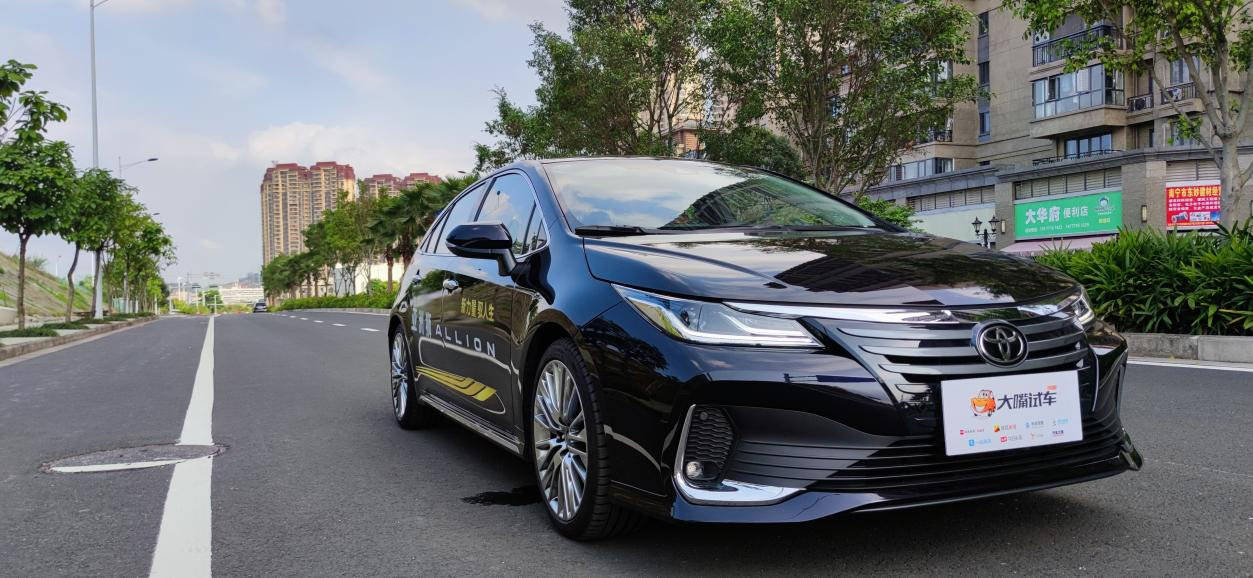 a级家轿迎来新力量越级的不止是尺寸试驾一汽丰田亚洲狮