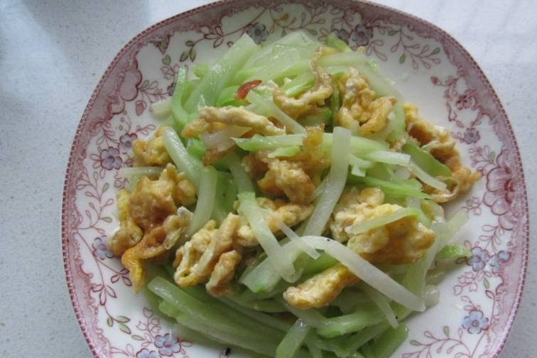 佛手瓜怎么炒鸡蛋好吃 df5a58d7ddf843b388c6057bfd045bf0.jpeg