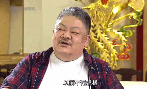 凭一颗烂葡萄刷上热搜,这个全香港最脏的男人,凭什么封神?