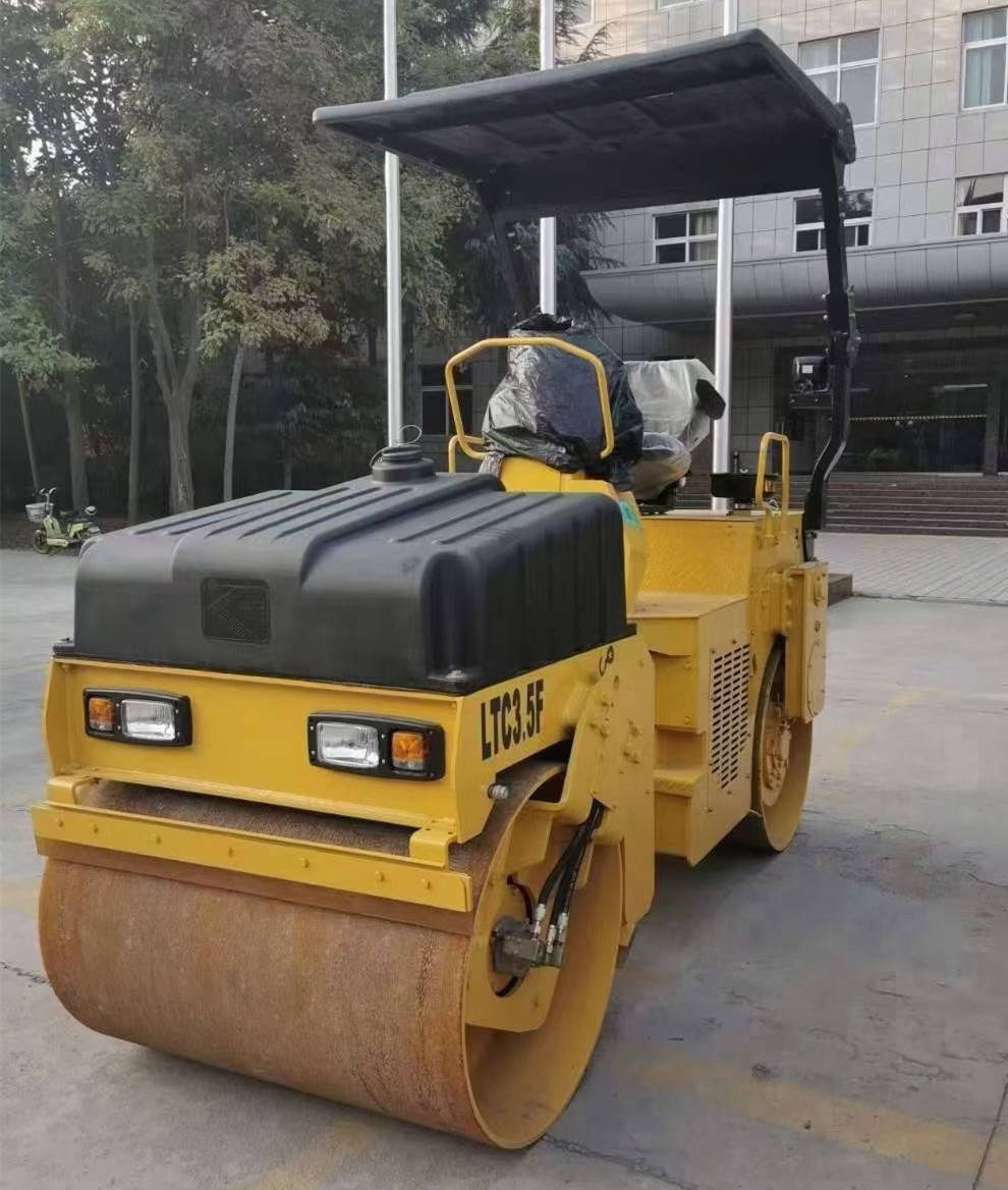 又是3.5吨压路机,太火了!_地方