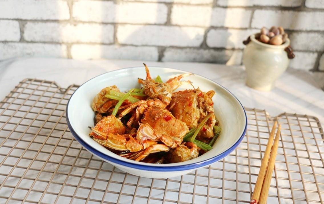 自己怎么做香辣蟹 11156383667e4afc8db87172ba83bc8b.jpeg