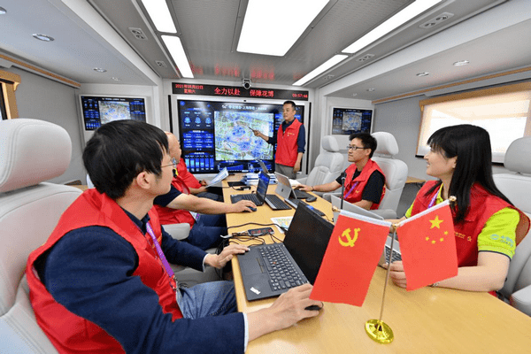 移动|上海移动党建引领 为民办实事 助力建设“智慧花博”
