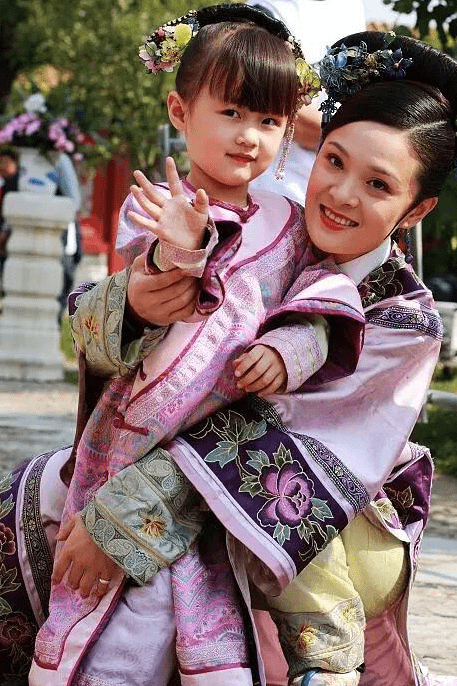 甄嬛传温宜公主的结局如何为啥被端妃领养后就很少出现了