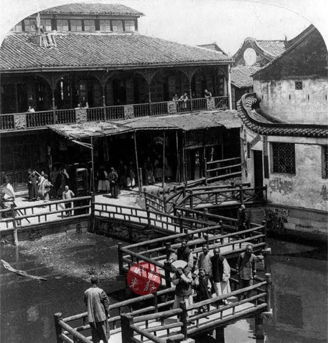 老照片:100多年前的上海,清末的这里是这番景象_独轮车