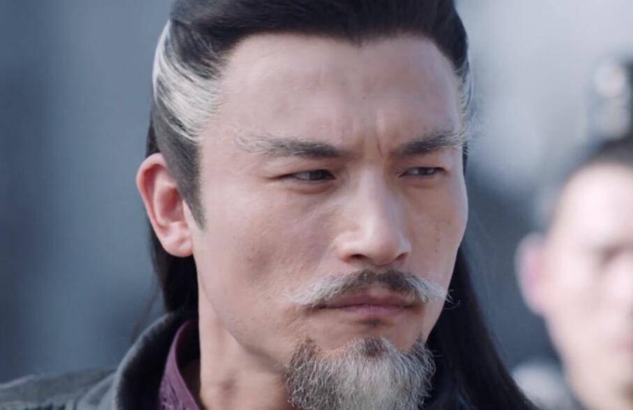 胡兵饰演赵丽颖的外公