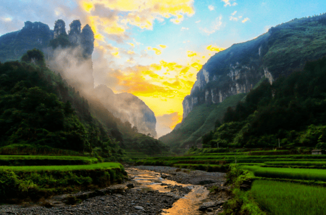 喜訊矮寨十八洞德夯大峽谷景區擬確定為國家5a級旅遊景區