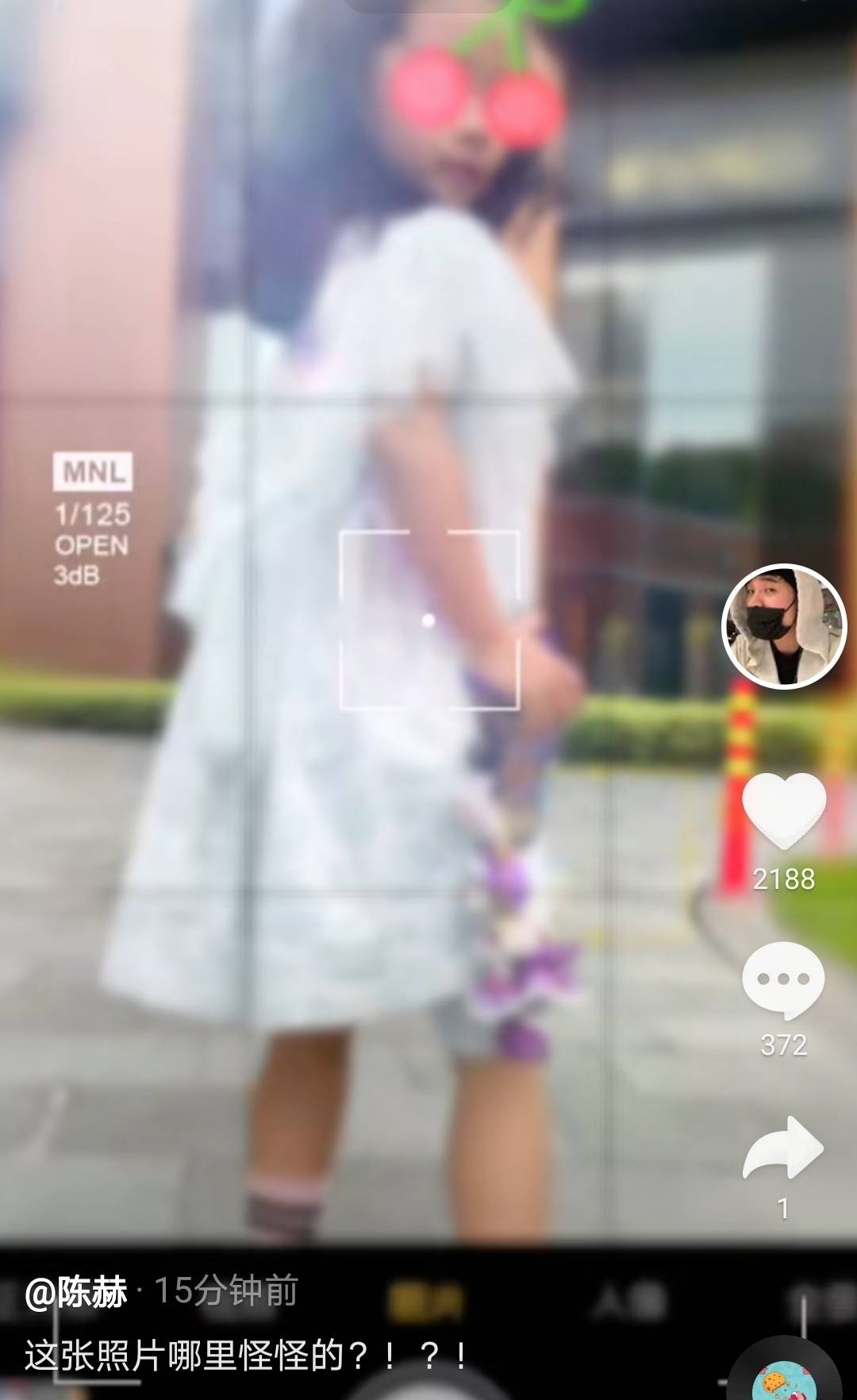 陈赫晒4岁女儿美照 双脚可正反倒置骨骼清奇 被赞是练武奇才 安安