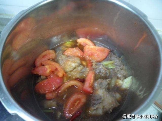 牛肉怎么炖好吃不柴不腻 41f8de925e3d445682595b4983d0d7e9.jpeg